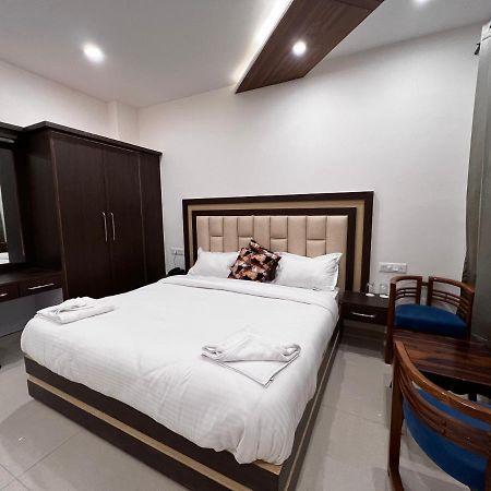 Sarāhan Hotel Himalayan Heritage מראה חיצוני תמונה