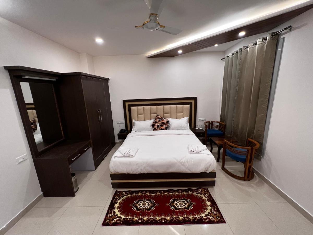 Sarāhan Hotel Himalayan Heritage מראה חיצוני תמונה